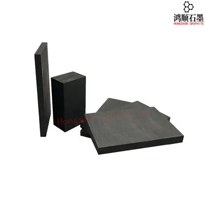 Cum se compară o placă de grafit pur cu alte materiale pe bază de carbon?